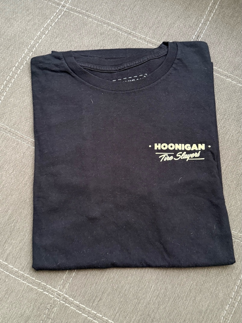 Hoonigan Men's Black 'Tire Slayers' Short Sleeve Logo Tee